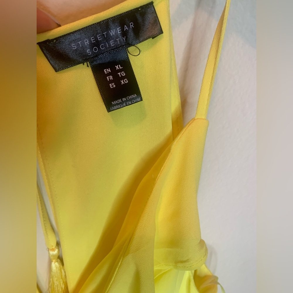 Yellow Ruffled Maxi Dress - Picture 5 of 6